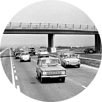 Archiv Plus - Červenec 1971 aneb Poprvé po D1 z Prahy do Mirošovic