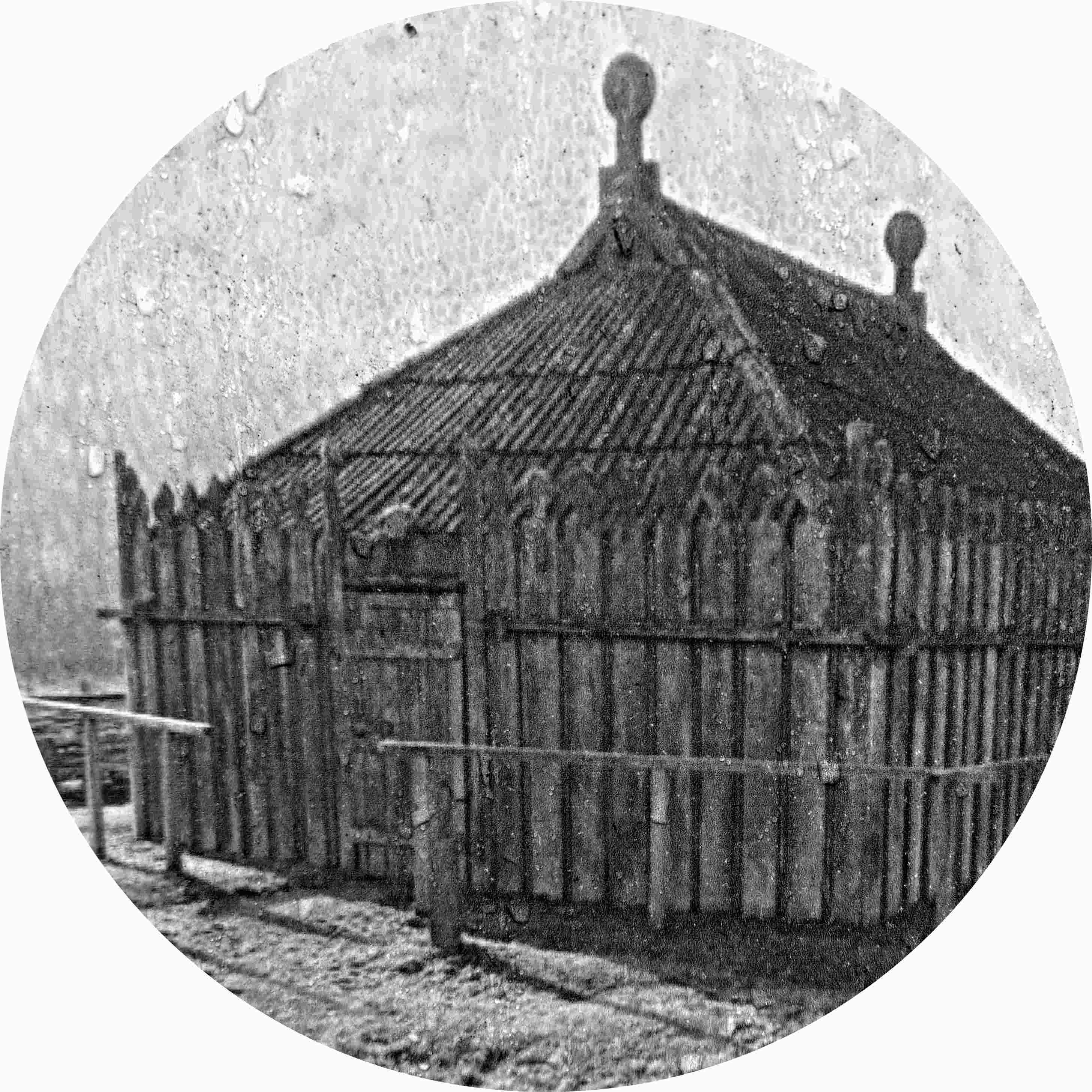 Perun. Historie a typologie slovanského hromovládce